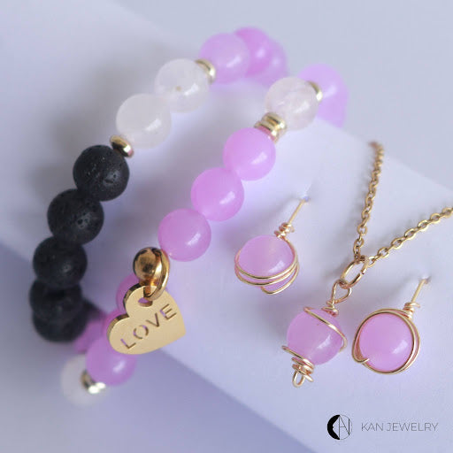 Conjunto Jade morado, cuarzo rosa y piedra volcánica.